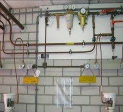 Risicomanagement - Ontbrekende terugslagklep manifold foto
